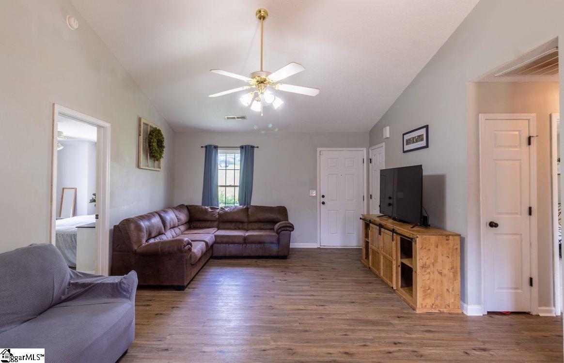 120 Ballentine Road Easley, SC 29642 - Photo 13 of 36