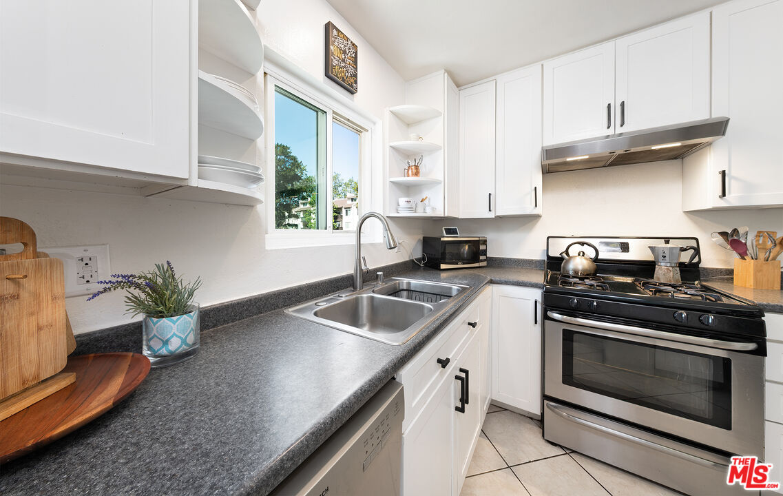 4931 Indian Wood Road, Unit 357 Culver City, CA 90230 - Photo 18 of 38