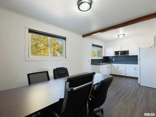 $184,900 | 1844 Court Street, Pekin, IL 61554