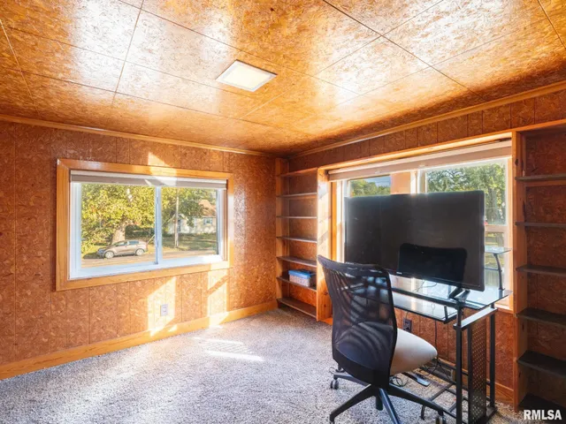 $184,900 | 1844 Court Street, Pekin, IL 61554