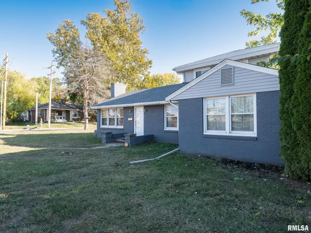 $184,900 | 1844 Court Street, Pekin, IL 61554