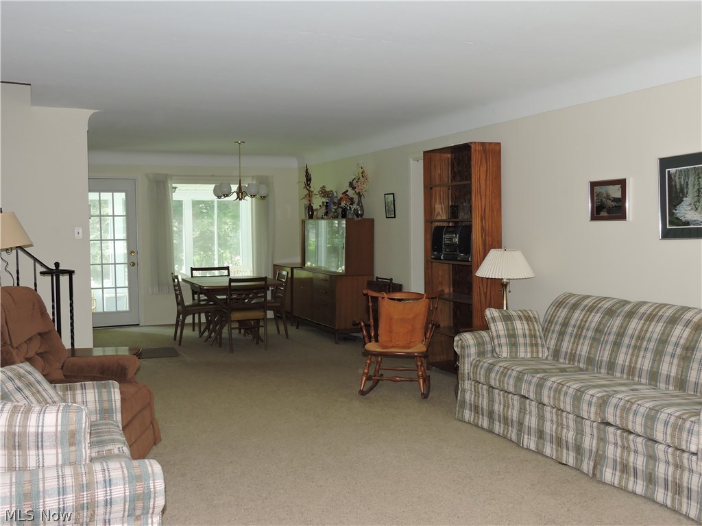4888 Fairlawn Road Cleveland, OH 44124 - Photo 3 of 13 Gallery Image 3