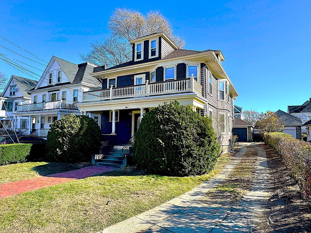 162 Circuit Road Winthrop, MA 02152 - Photo 2 of 42 Gallery Image 2