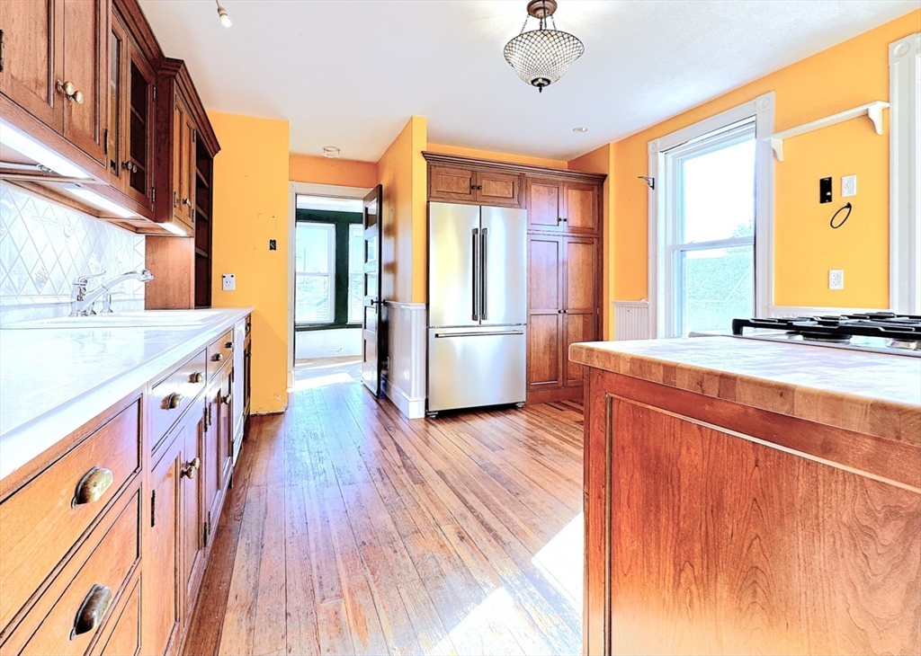 162 Circuit Road Winthrop, MA 02152 - Photo 30 of 42 Gallery Image 30