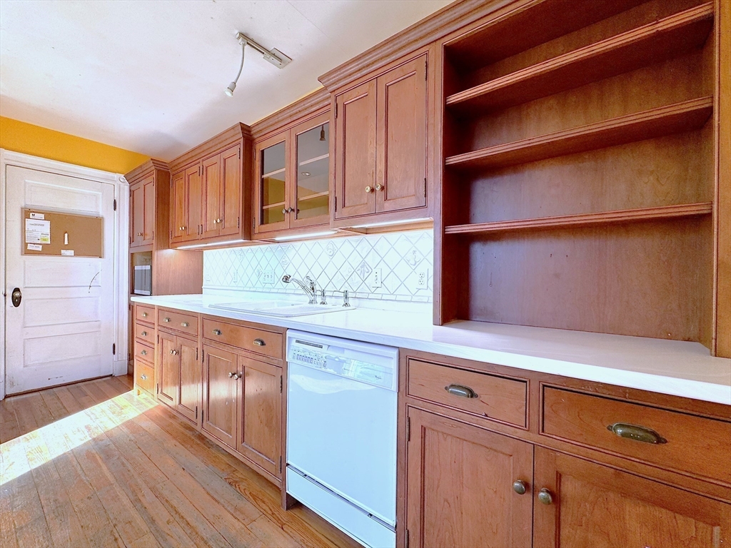 162 Circuit Road Winthrop, MA 02152 - Photo 33 of 42 Gallery Image 33