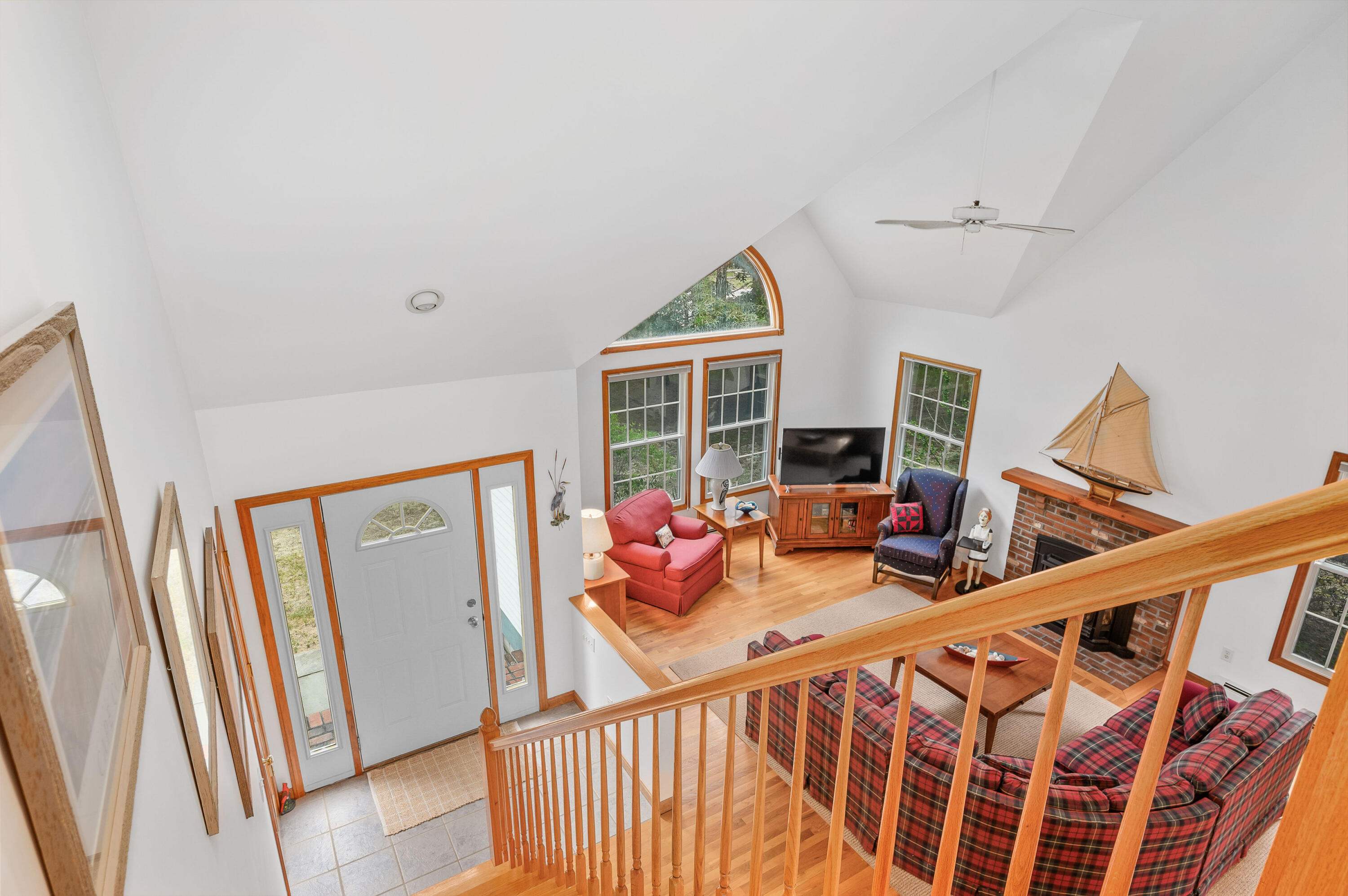 86 Old Wharf Road Wellfleet, MA 02667 - Photo 29 of 37 a view of a living room and wooden floor