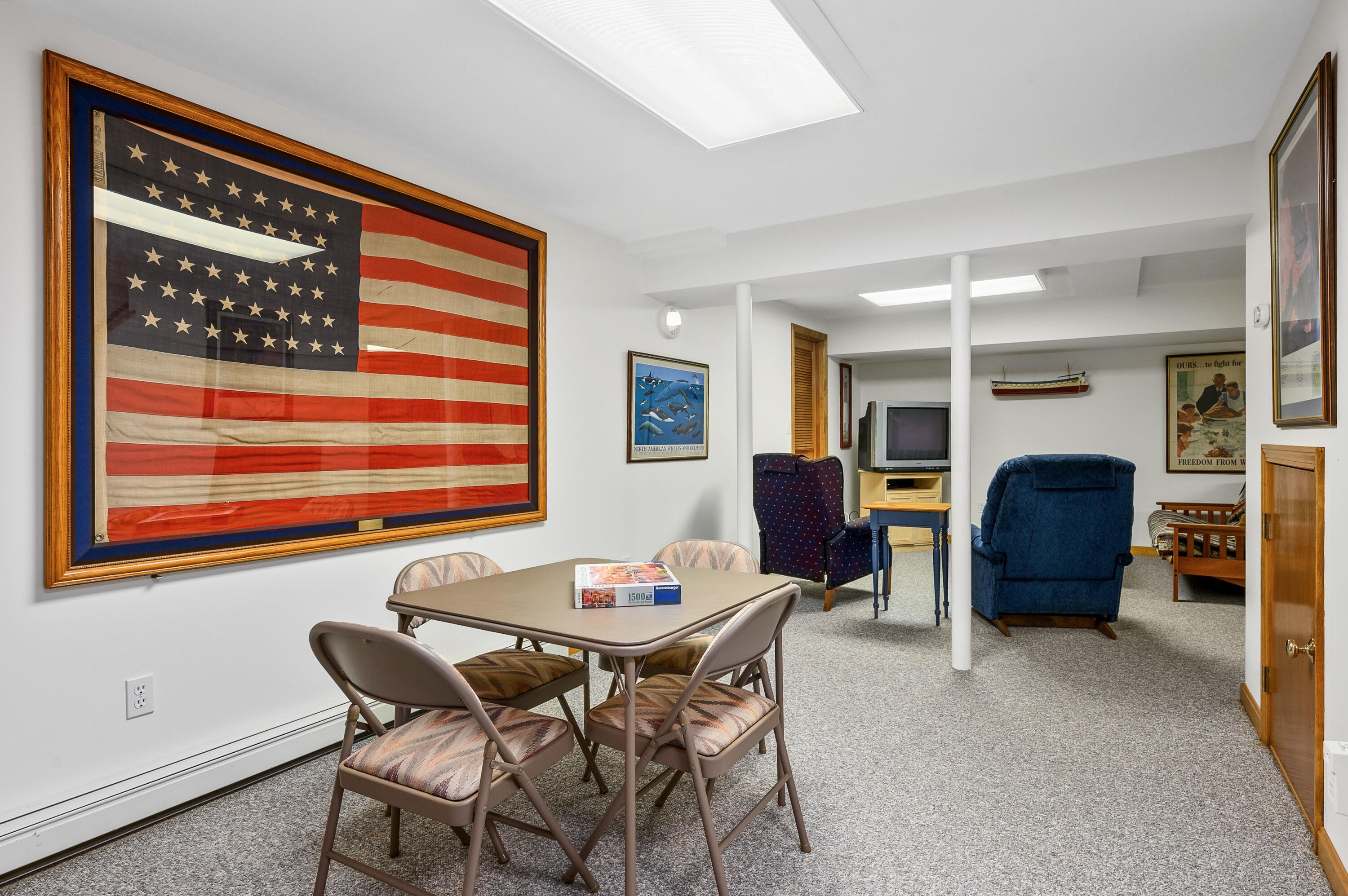 86 Old Wharf Road Wellfleet, MA 02667 - Photo 30 of 37 a dining room with furniture and window