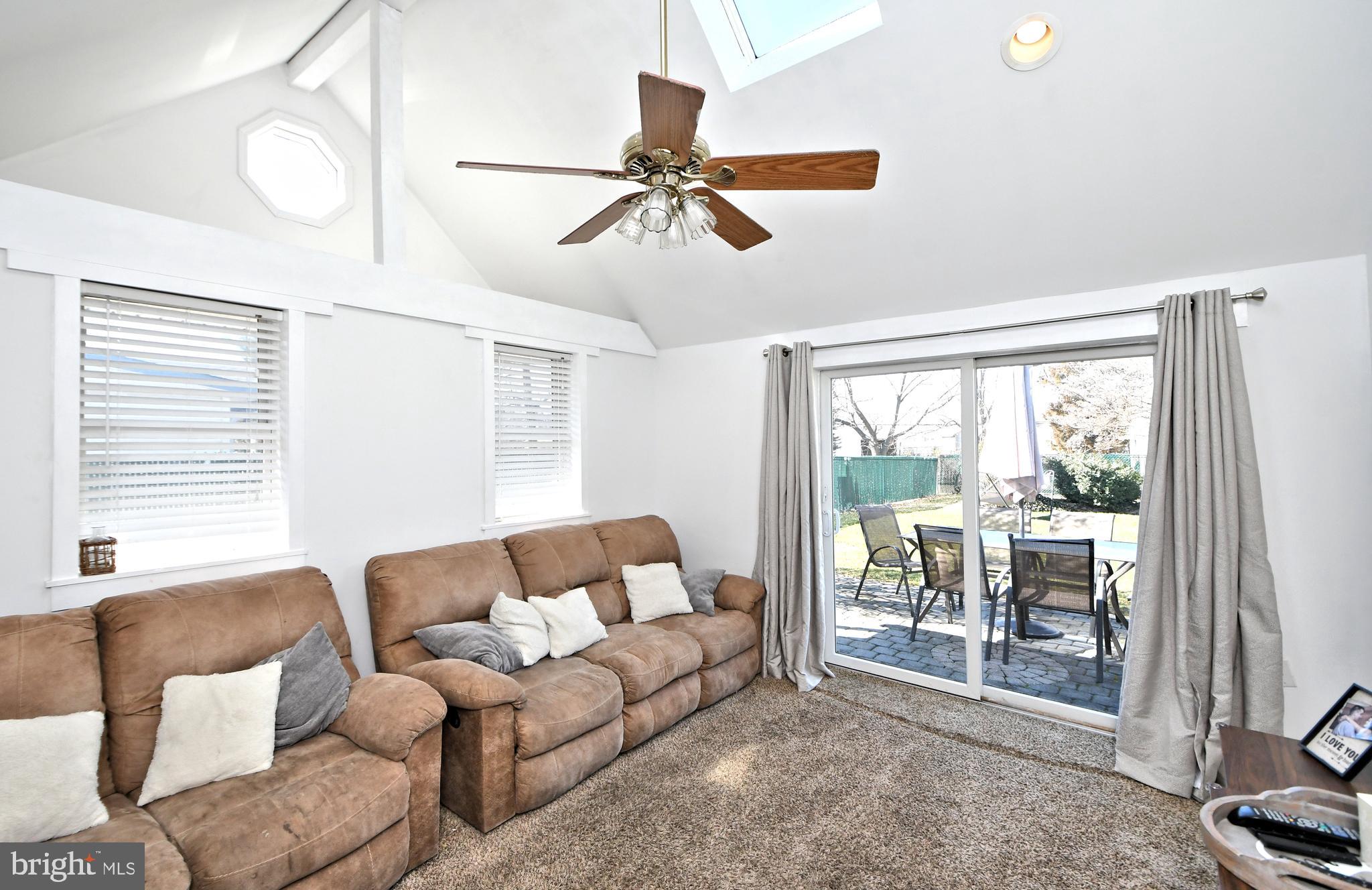 257 Wyandotte Road Fairless Hills, PA 19030 - Photo 20 of 34