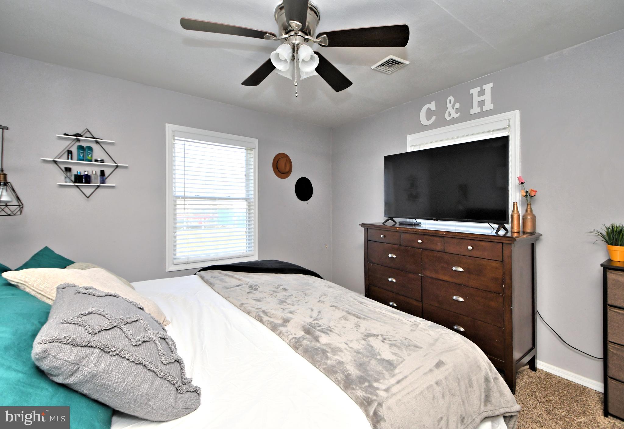 257 Wyandotte Road Fairless Hills, PA 19030 - Photo 28 of 34