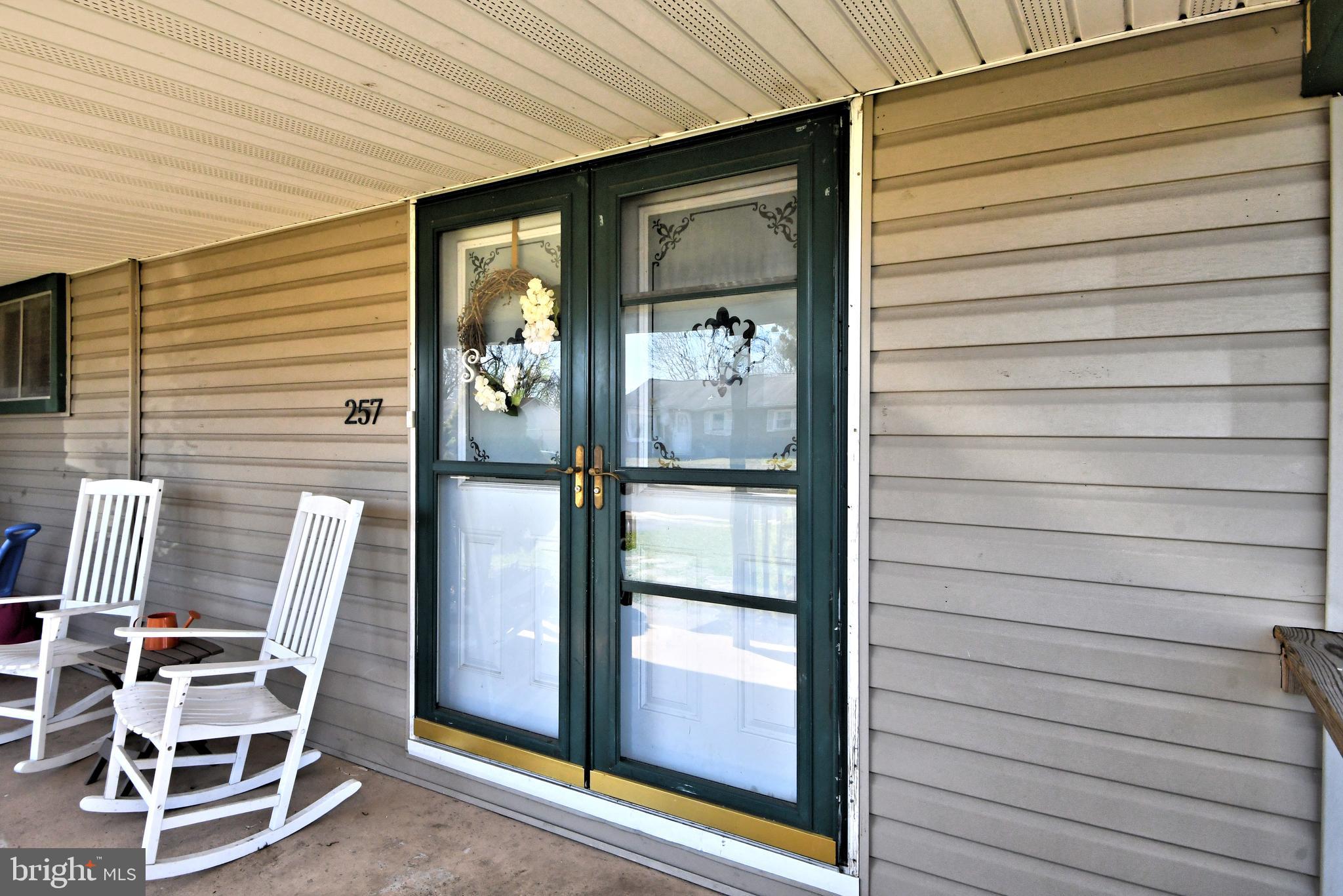 257 Wyandotte Road Fairless Hills, PA 19030 - Photo 3 of 34