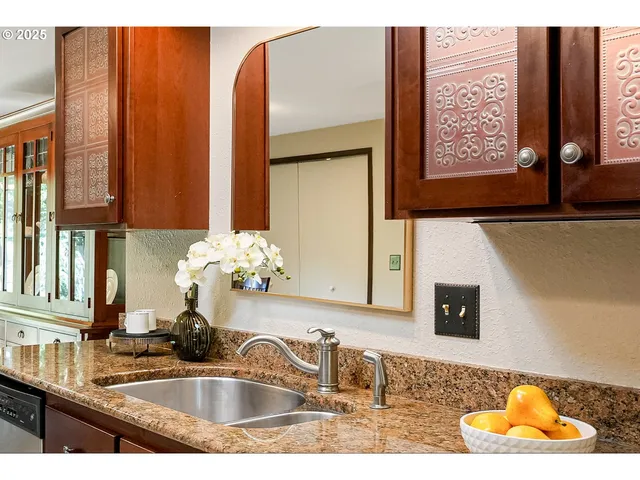 $525,000 | 1524 Northwest Forestgreen Avenue, Corvallis, OR 97330