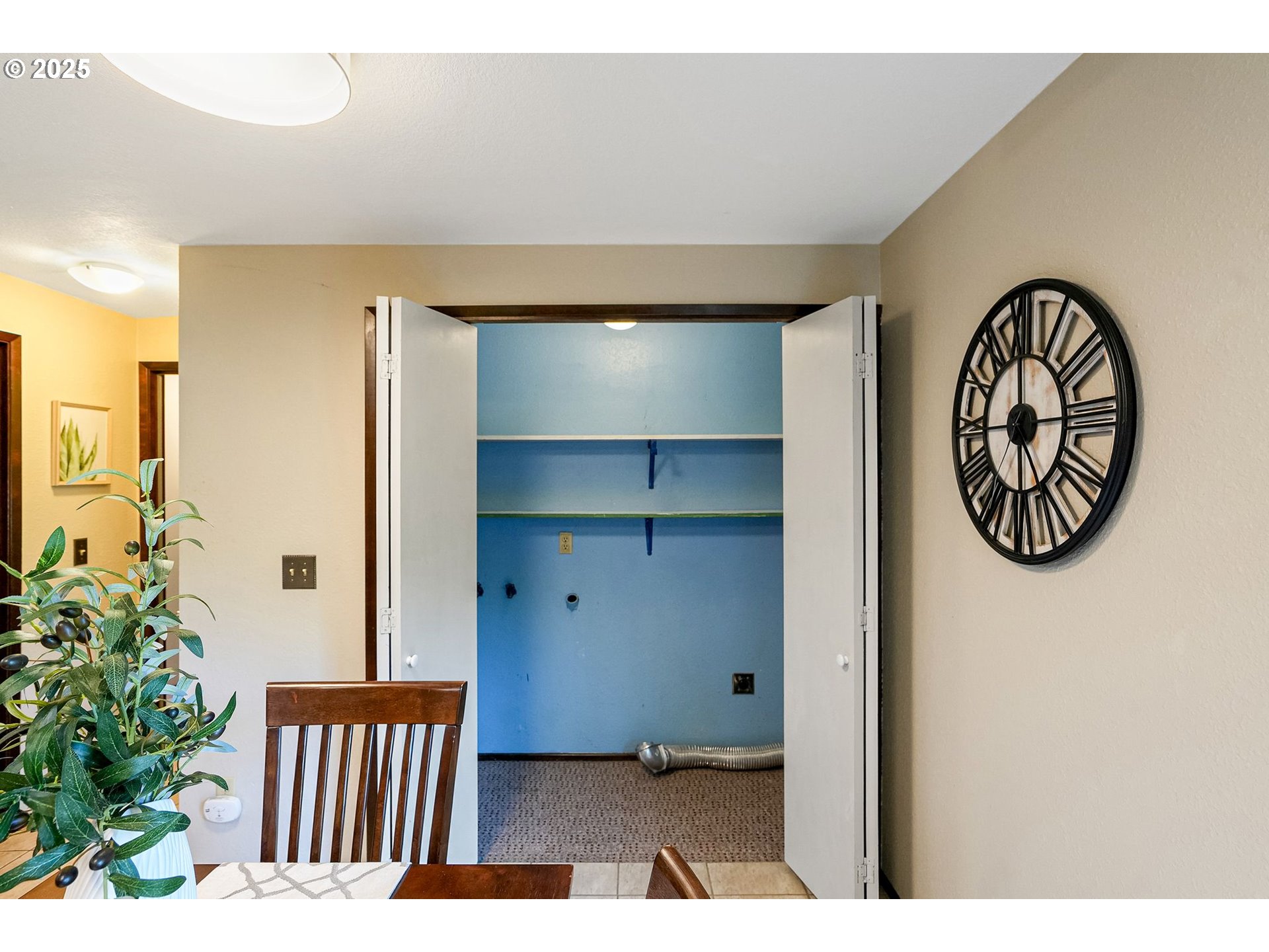 1524 Northwest Forestgreen Avenue Corvallis, OR 97330 - Photo 16 of 48