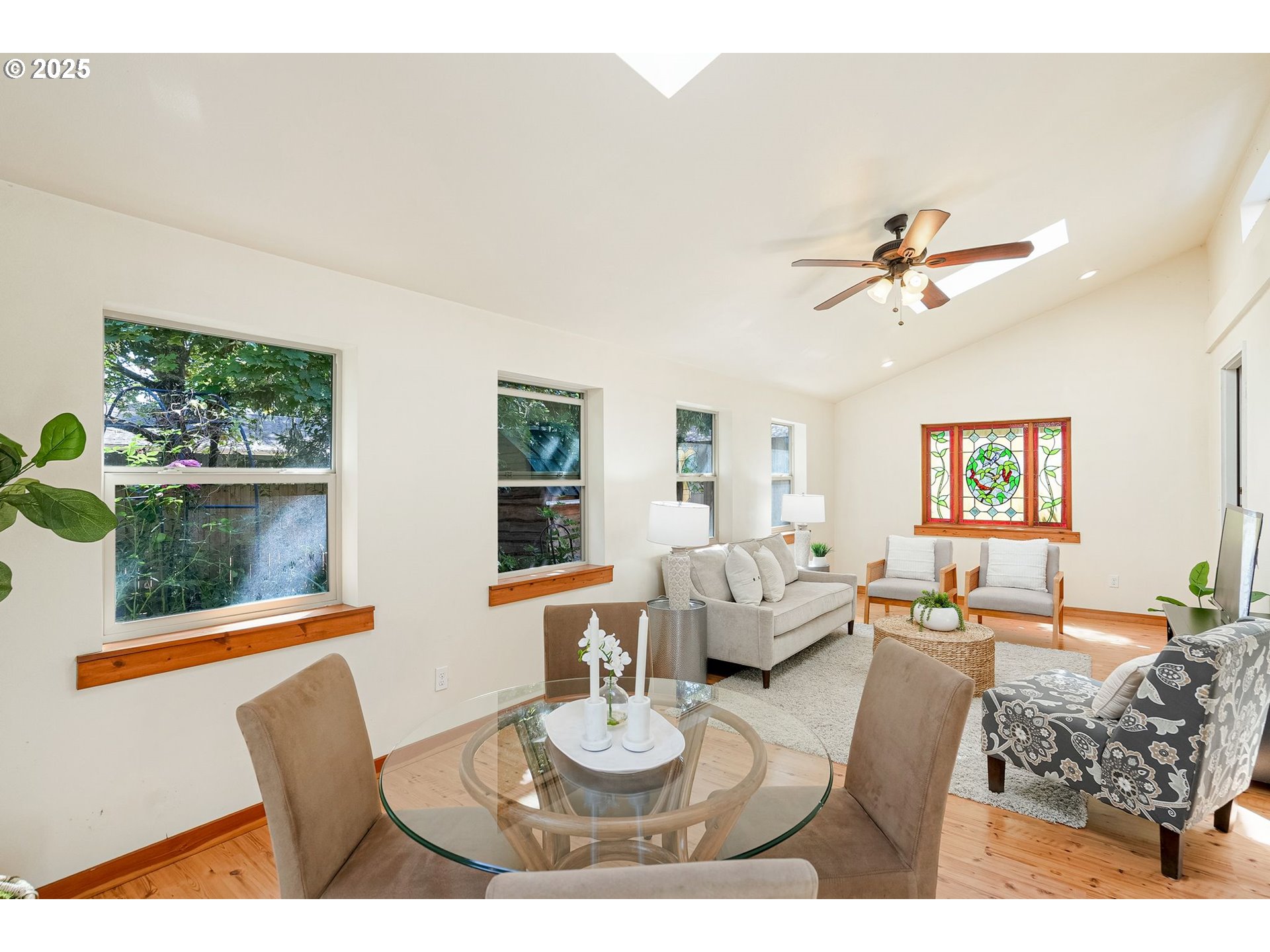 1524 Northwest Forestgreen Avenue Corvallis, OR 97330 - Photo 25 of 48