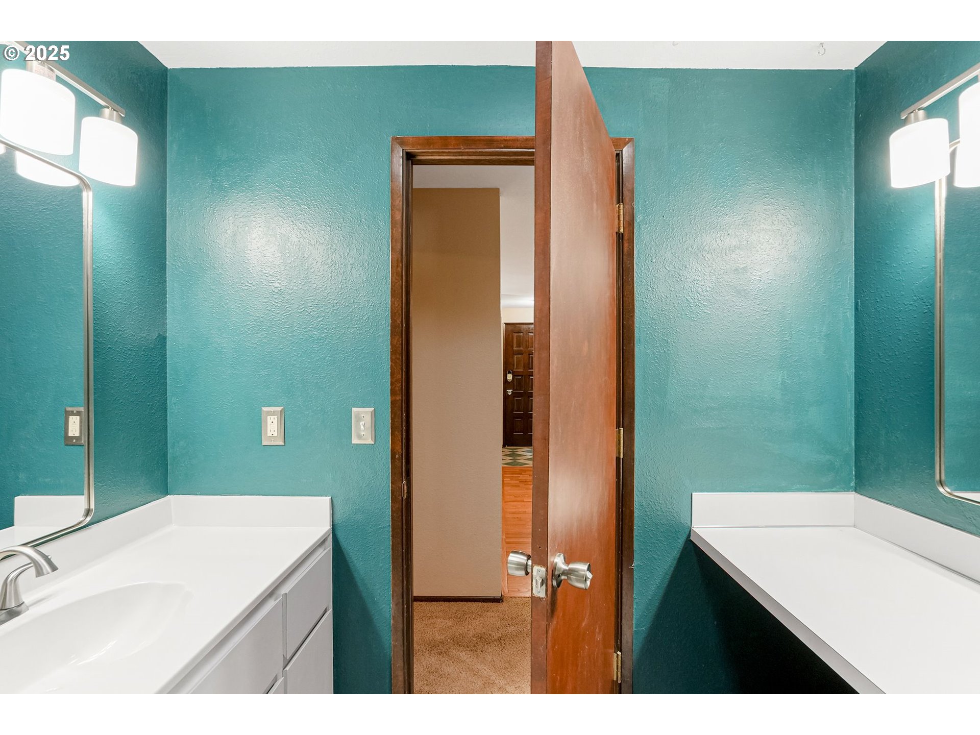 1524 Northwest Forestgreen Avenue Corvallis, OR 97330 - Photo 35 of 48