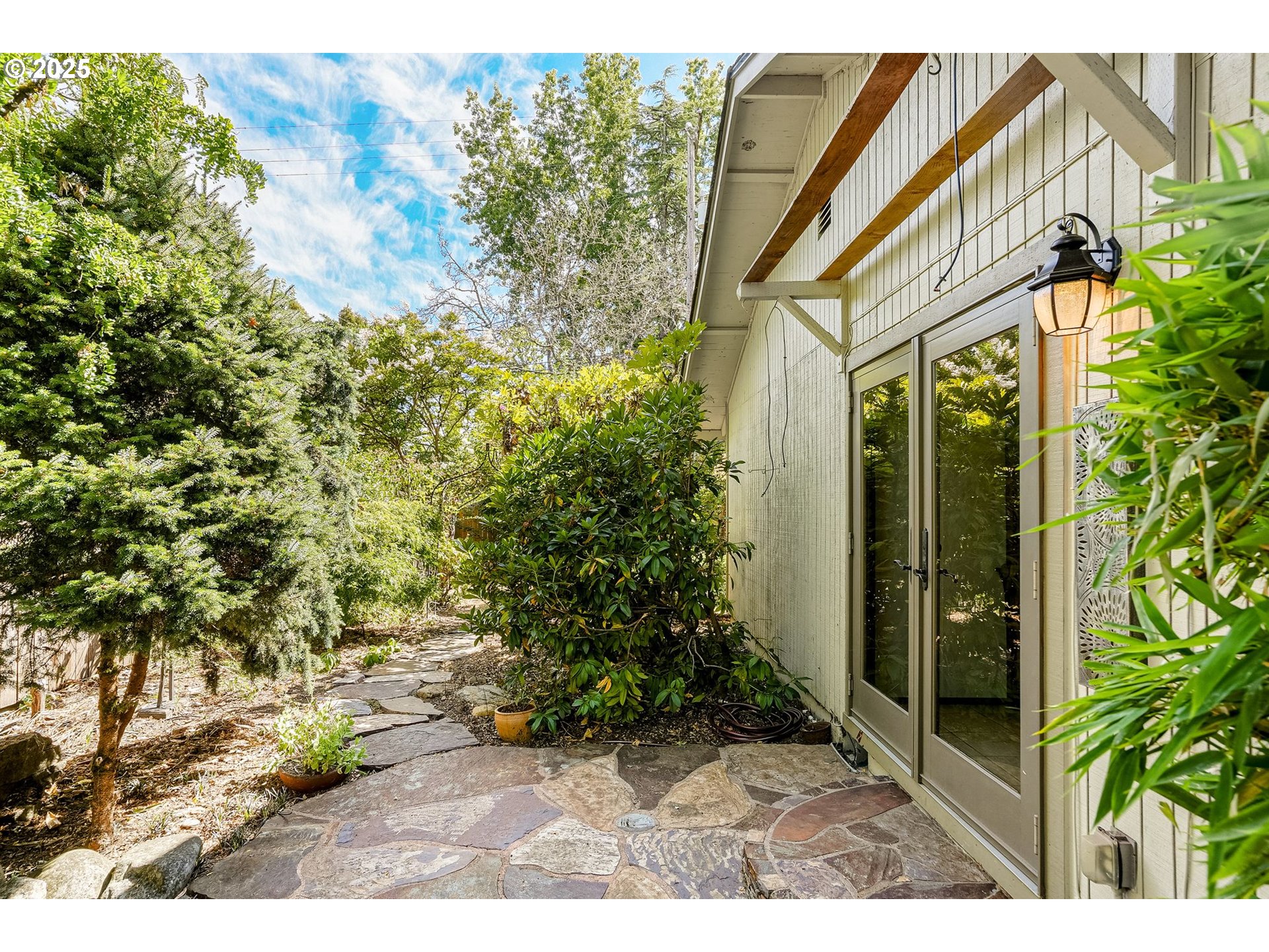 1524 Northwest Forestgreen Avenue Corvallis, OR 97330 - Photo 37 of 48