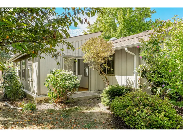 $525,000 | 1524 Northwest Forestgreen Avenue, Corvallis, OR 97330