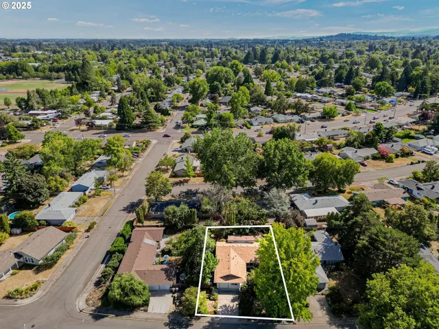 $525,000 | 1524 Northwest Forestgreen Avenue, Corvallis, OR 97330