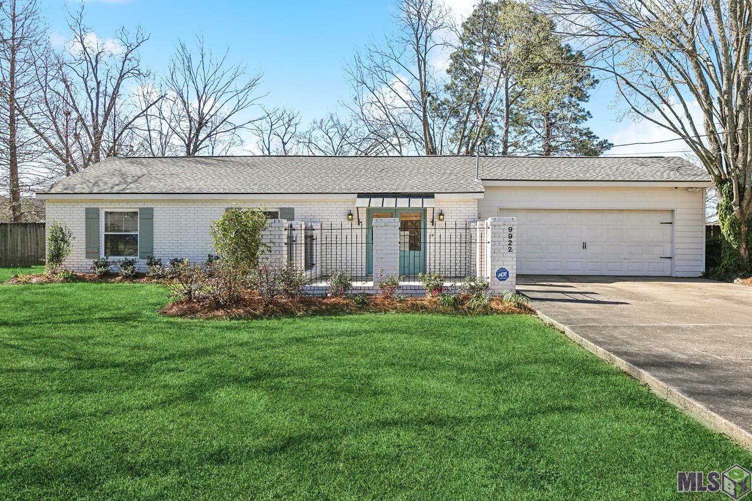 9922 East Inniswold Road Baton Rouge, LA 70809 - Photo 1 of 20
