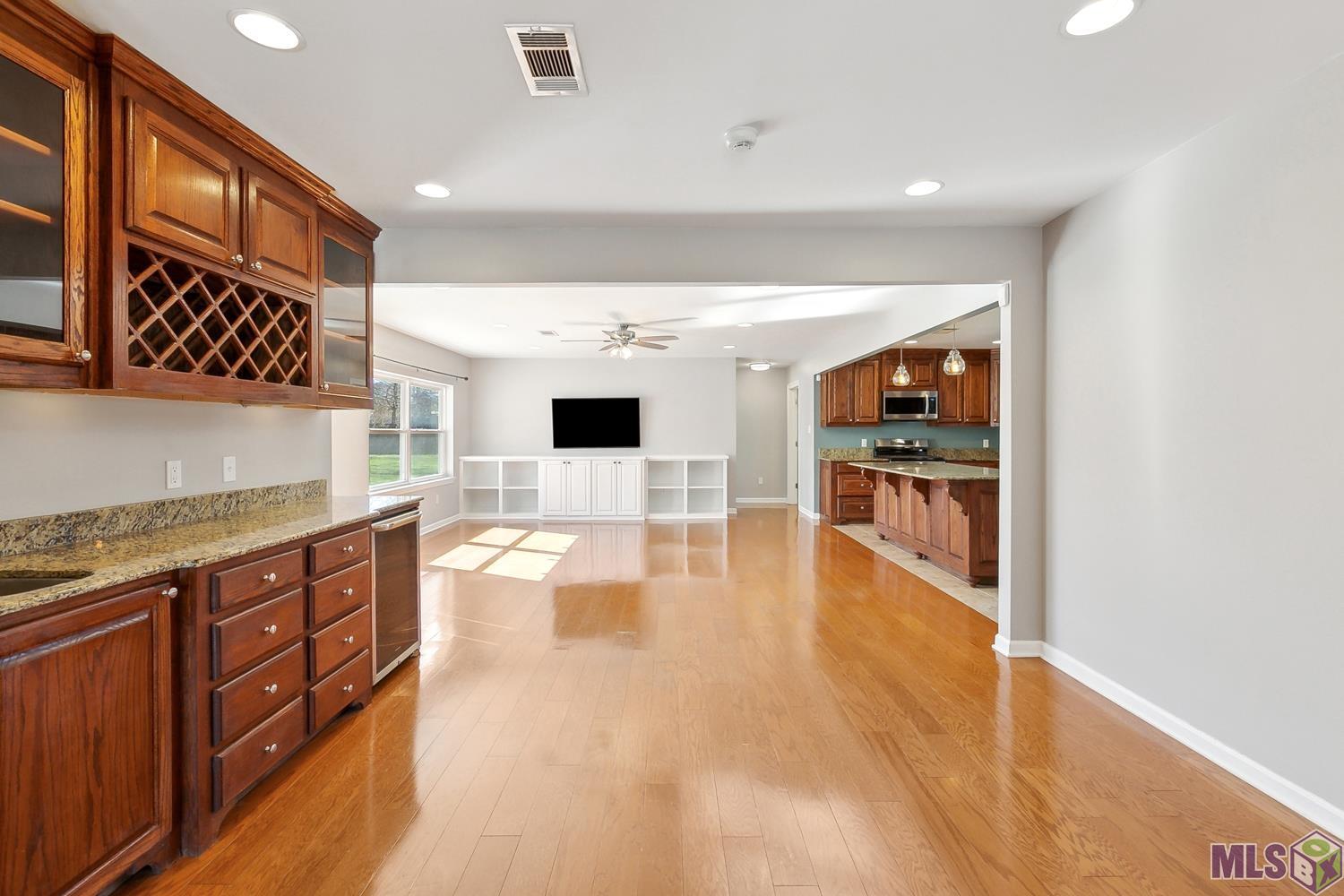 9922 East Inniswold Road Baton Rouge, LA 70809 - Photo 7 of 20
