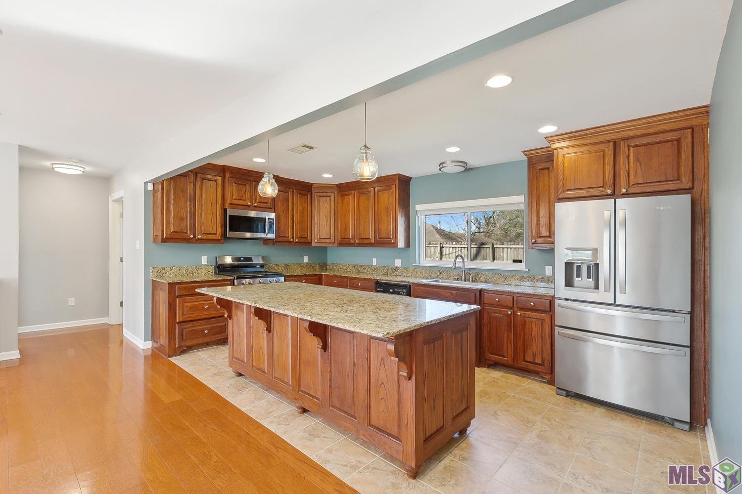 9922 East Inniswold Road Baton Rouge, LA 70809 - Photo 9 of 20