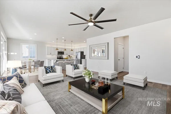 $689,900 | 11121 West Soaring Hawk Street, Star, ID 83669