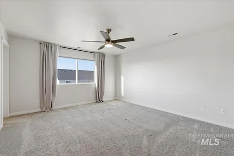 $694,000 | 11121 West Soaring Hawk Street, Star, ID 83669