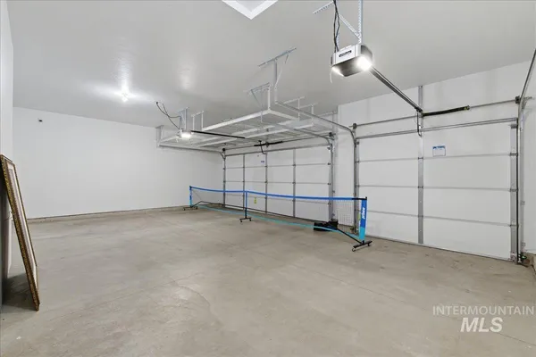 $689,900 | 11121 West Soaring Hawk Street, Star, ID 83669