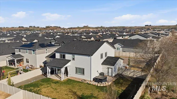 $689,900 | 11121 West Soaring Hawk Street, Star, ID 83669