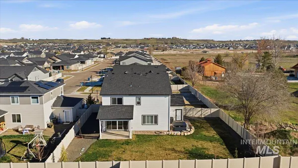 $689,900 | 11121 West Soaring Hawk Street, Star, ID 83669