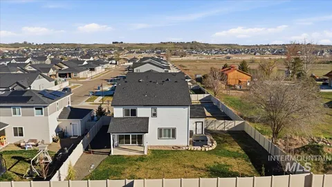 $694,000 | 11121 West Soaring Hawk Street, Star, ID 83669