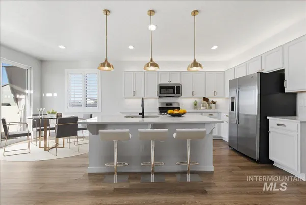 $689,900 | 11121 West Soaring Hawk Street, Star, ID 83669