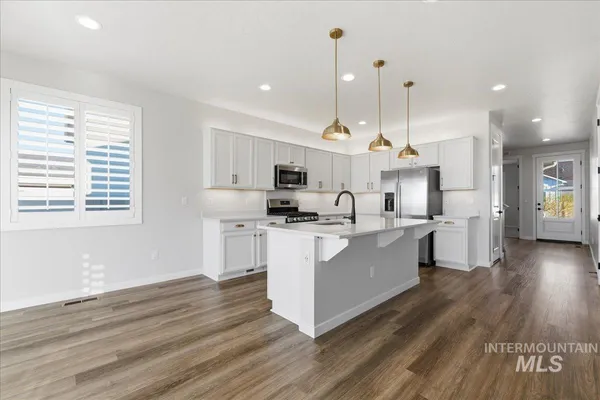 $689,900 | 11121 West Soaring Hawk Street, Star, ID 83669