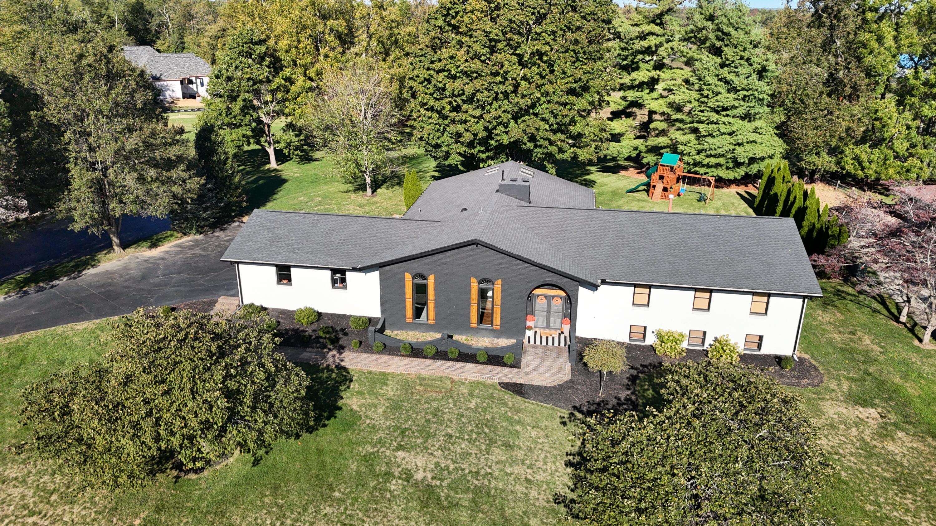 2235 Bahama Road Lexington, KY 40509 - Photo 79 of 86 85