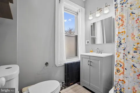 $2,800 | 4131 Manayunk Avenue, Philadelphia, PA 19128