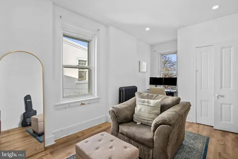 $2,800 | 4131 Manayunk Avenue, Philadelphia, PA 19128