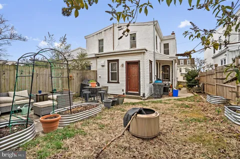 $2,800 | 4131 Manayunk Avenue, Philadelphia, PA 19128