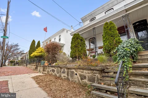 $2,800 | 4131 Manayunk Avenue, Philadelphia, PA 19128