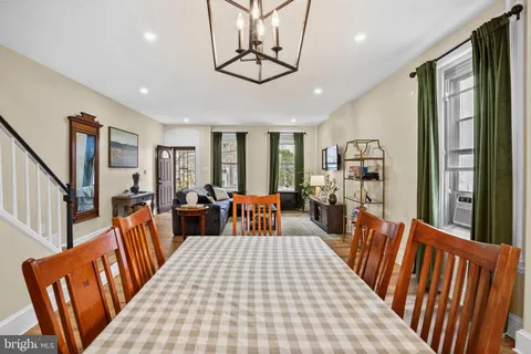 $2,800 | 4131 Manayunk Avenue, Philadelphia, PA 19128