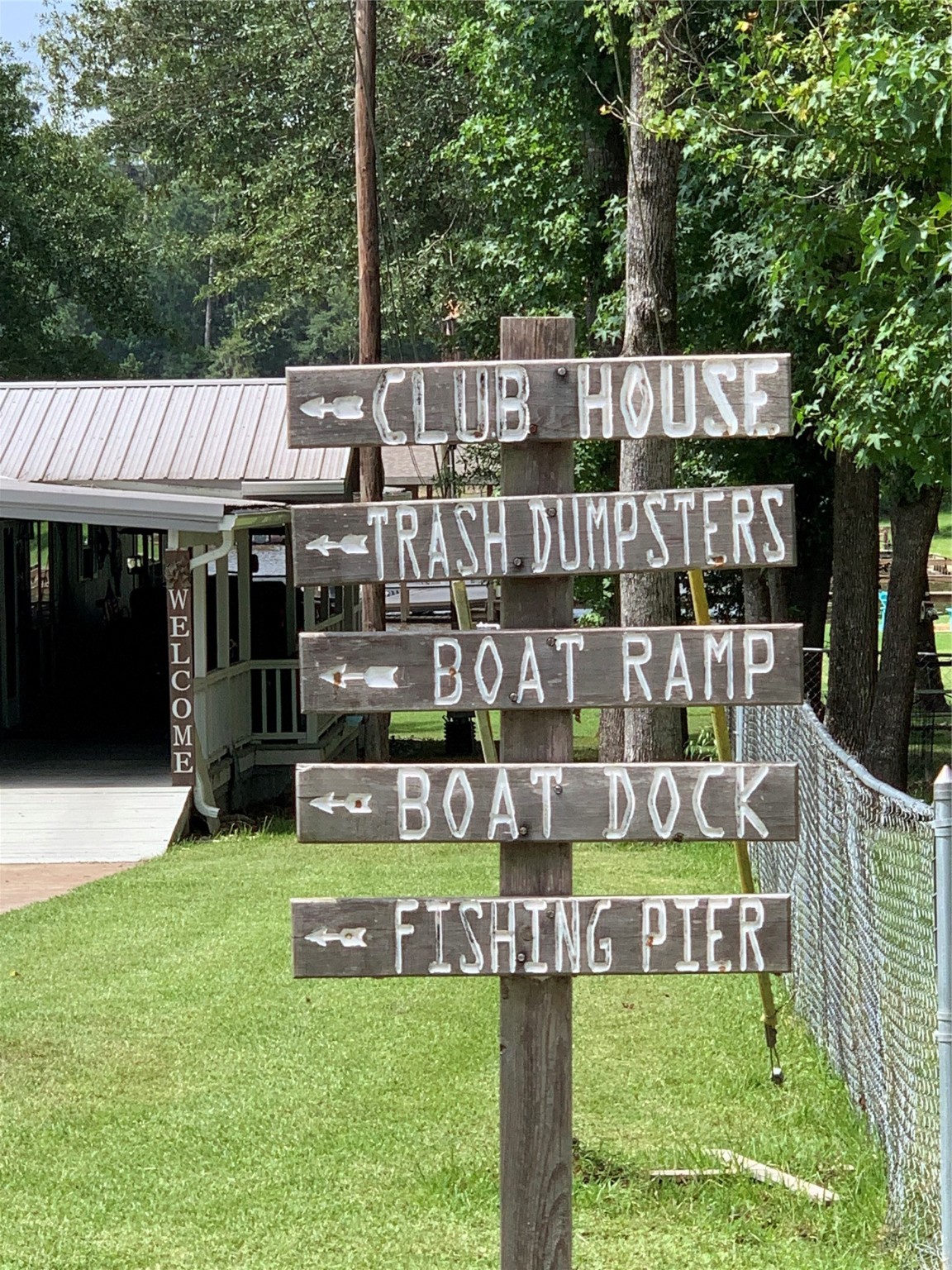 305 Canadian Drive Trinity, TX 75862 - Photo 11 of 29