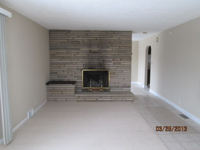 34923 North Wilson Road Ingleside, IL 60041 - Photo 5 of 12