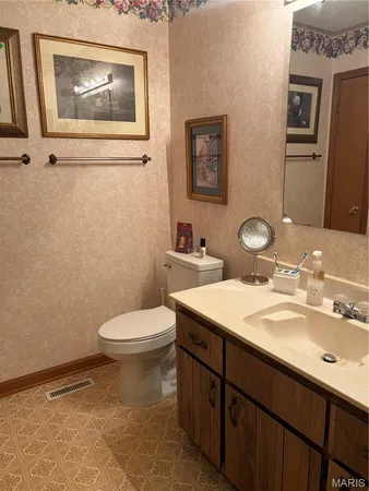 $289,000 | 4529 Highway 50, Leslie, MO 63056