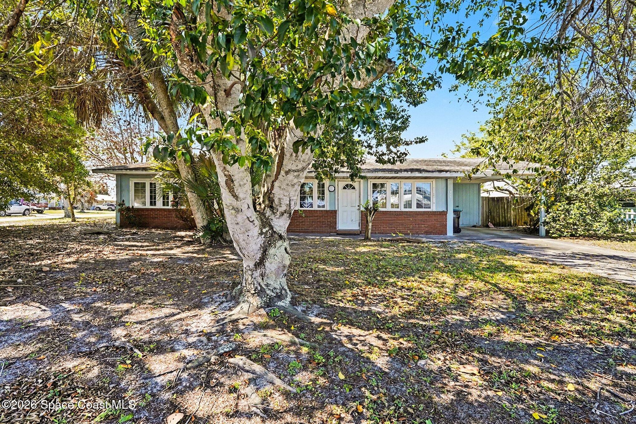 965 Vignoles Ave NE Unit 1  