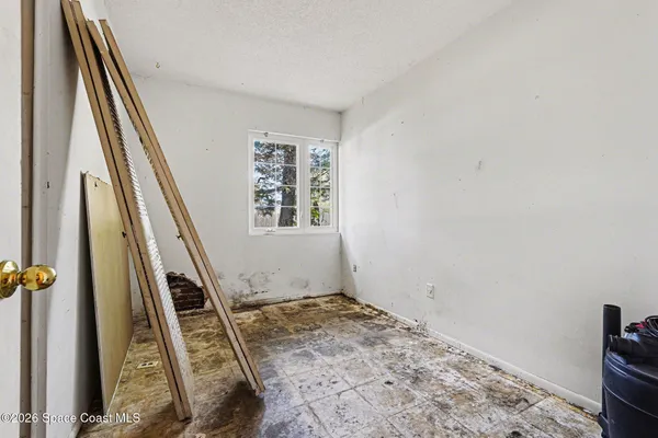 a view of an entryway with staircase