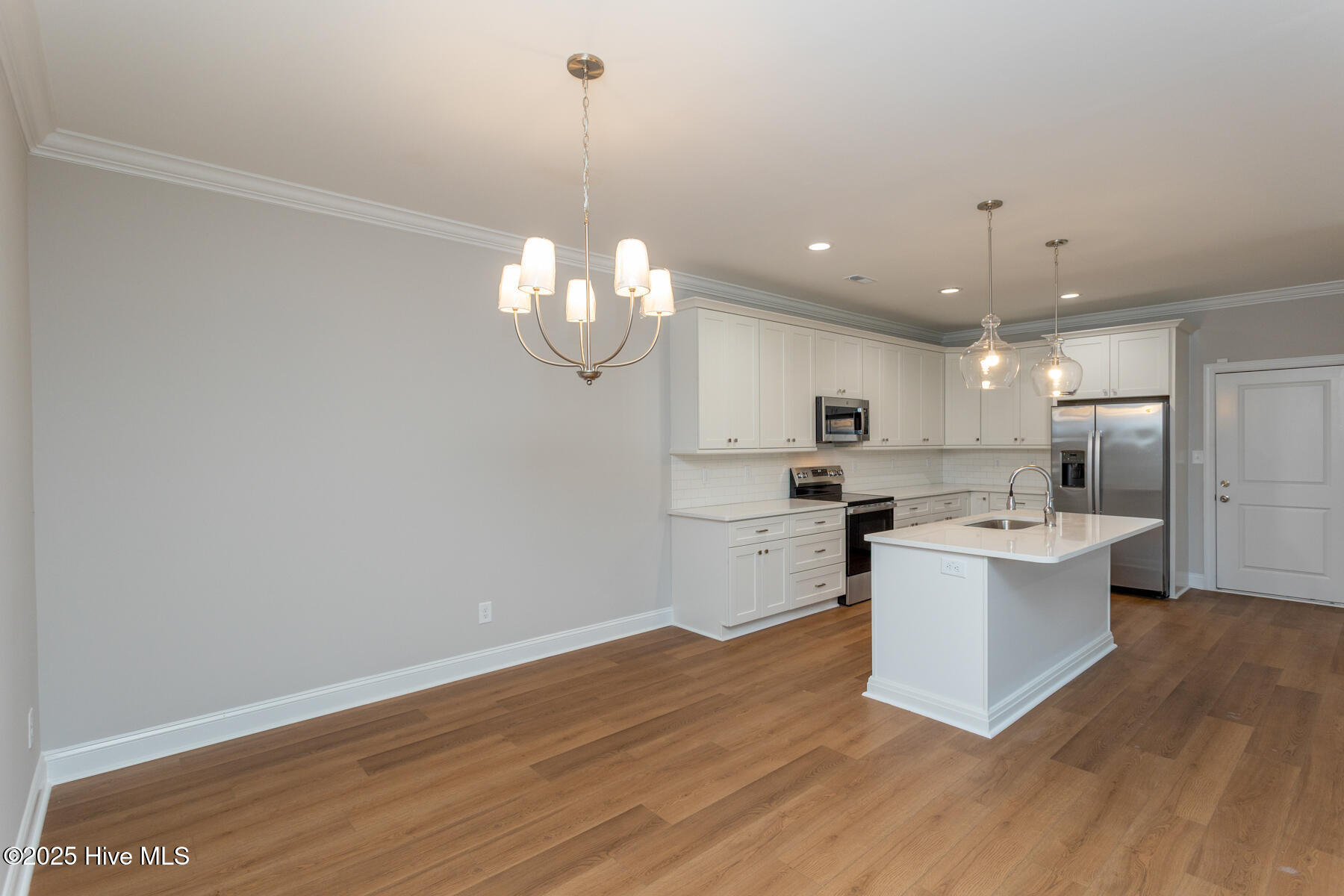 1269 Morganton Road Pinehurst, NC 28374 - Photo 9 of 29 dining area2