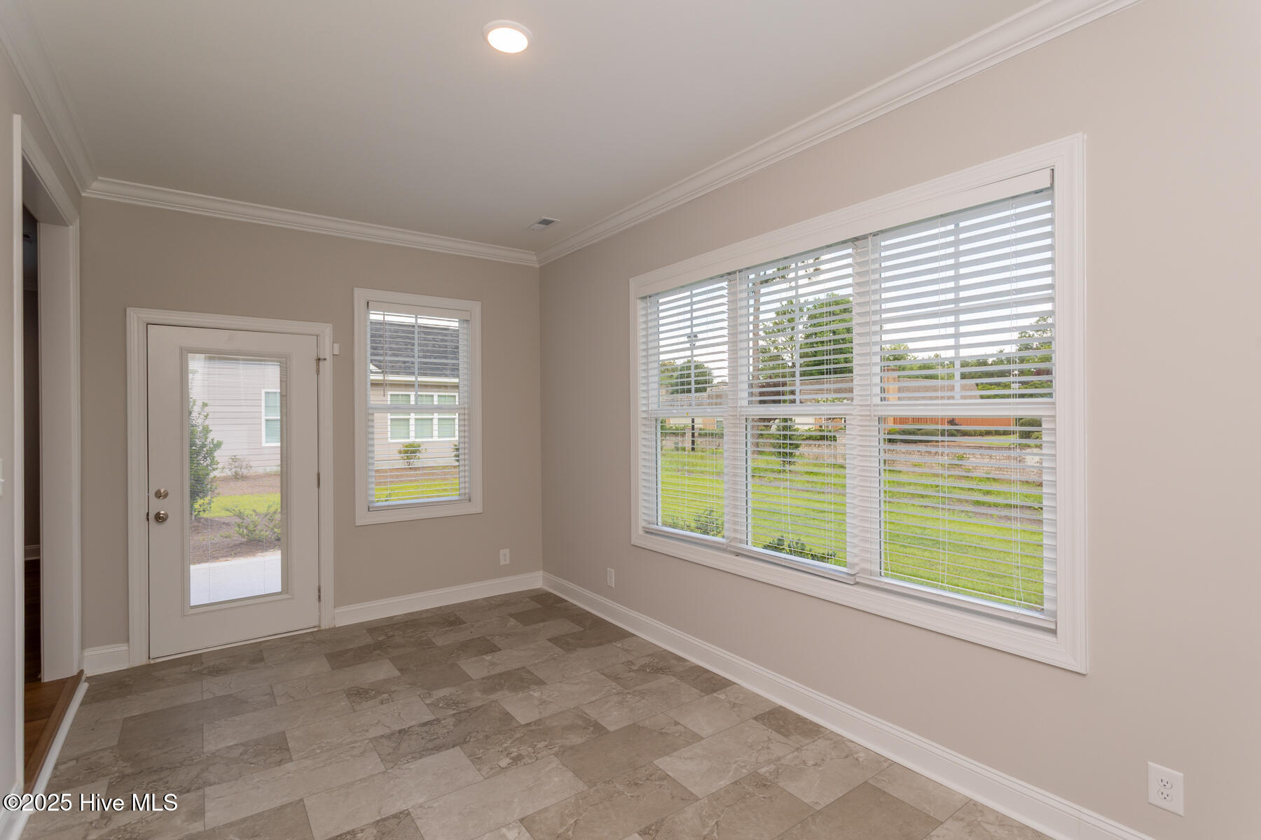 1269 Morganton Road Pinehurst, NC 28374 - Photo 14 of 29 Carolina room3