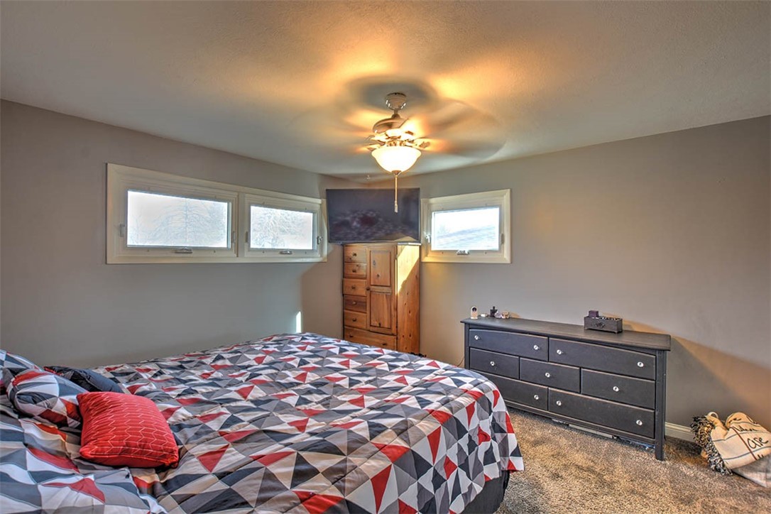 3331 East Leafdale Avenue Decatur, IL 62521 - Photo 9 of 19 Gallery Image 9