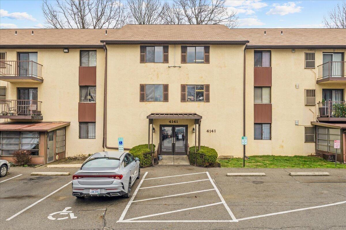 4141 Karl Road, Unit 310 Columbus, OH 43224 - Photo 1 of 25 Front entrance