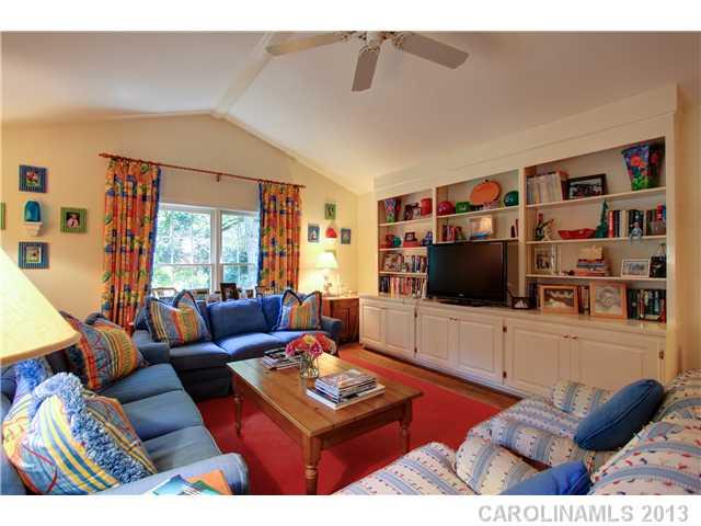 707 Cherokee Road Charlotte, NC 28207 - Photo 7 of 16 Gallery Image 7