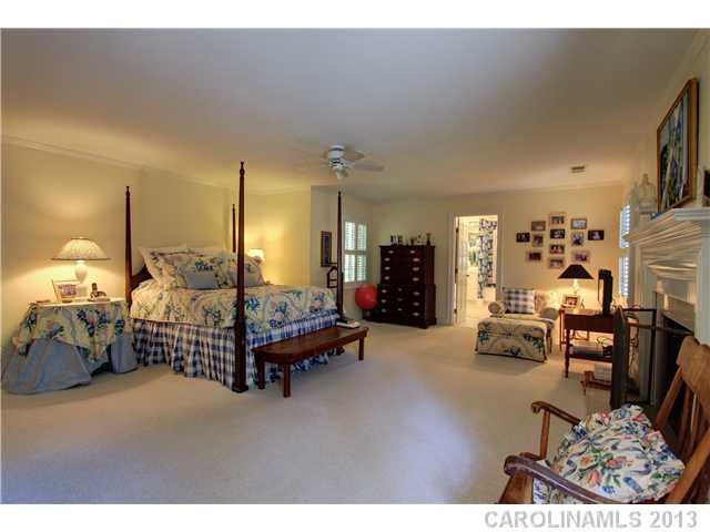 707 Cherokee Road Charlotte, NC 28207 - Photo 9 of 16 Gallery Image 9