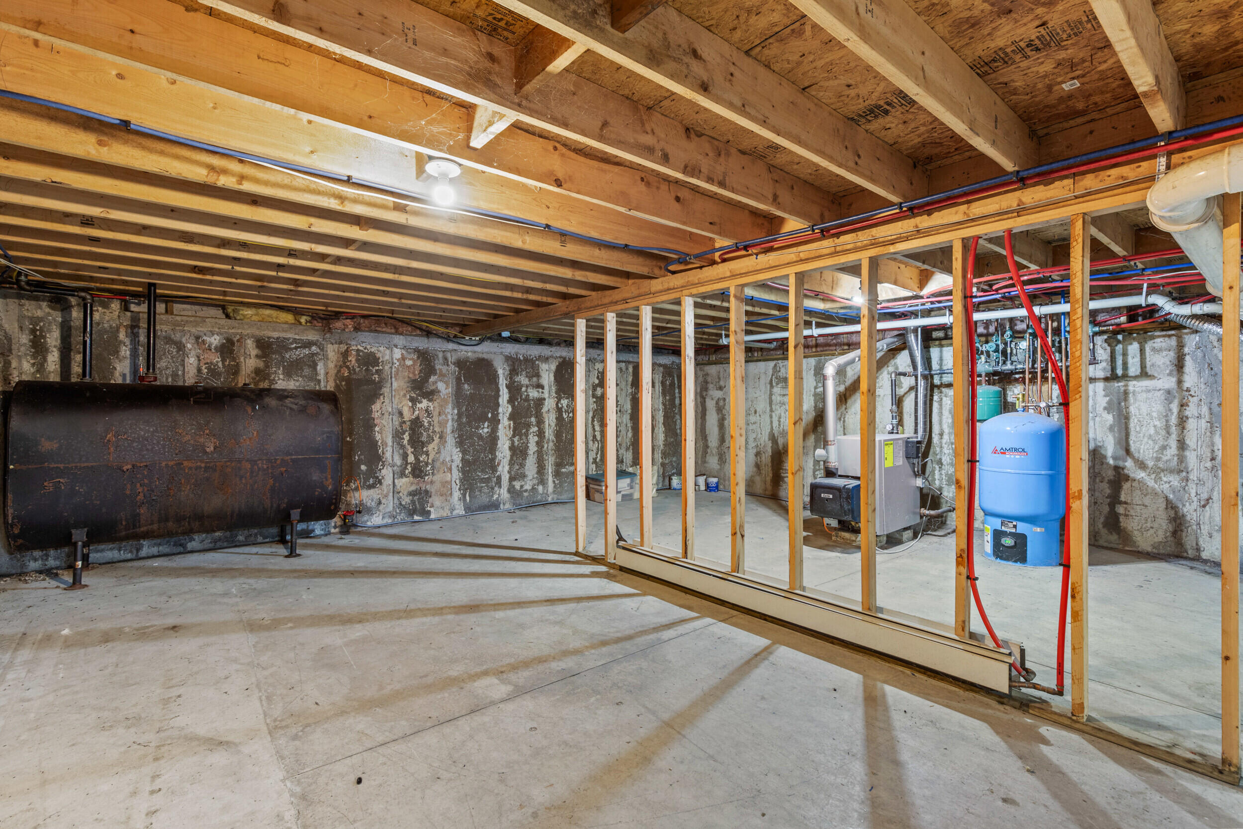 29 Montgomery Road Windham, ME 04062 - Photo 26 of 44 29 montgomery windham-32